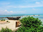 船与海岸