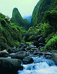 山间溪水
