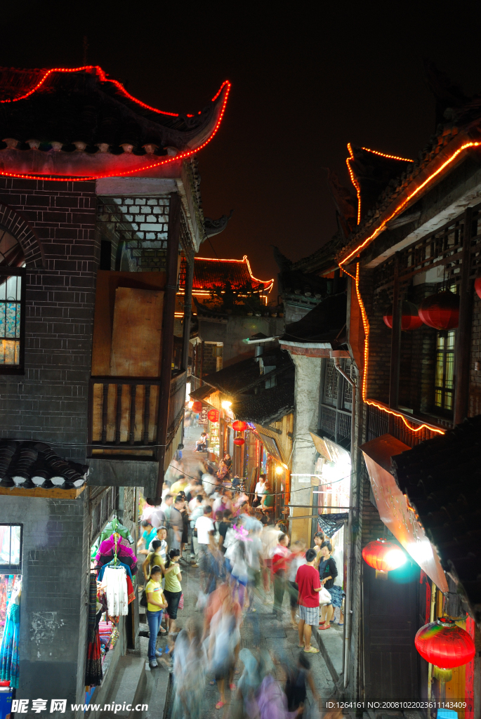 凤凰的夜市