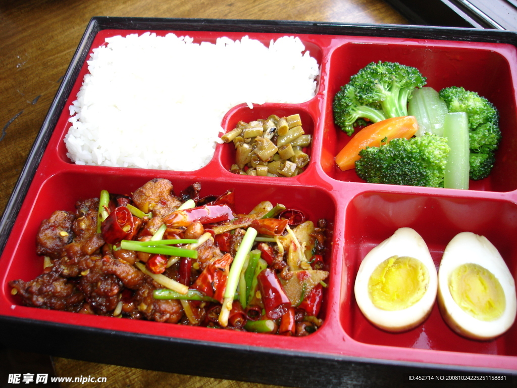 配饭