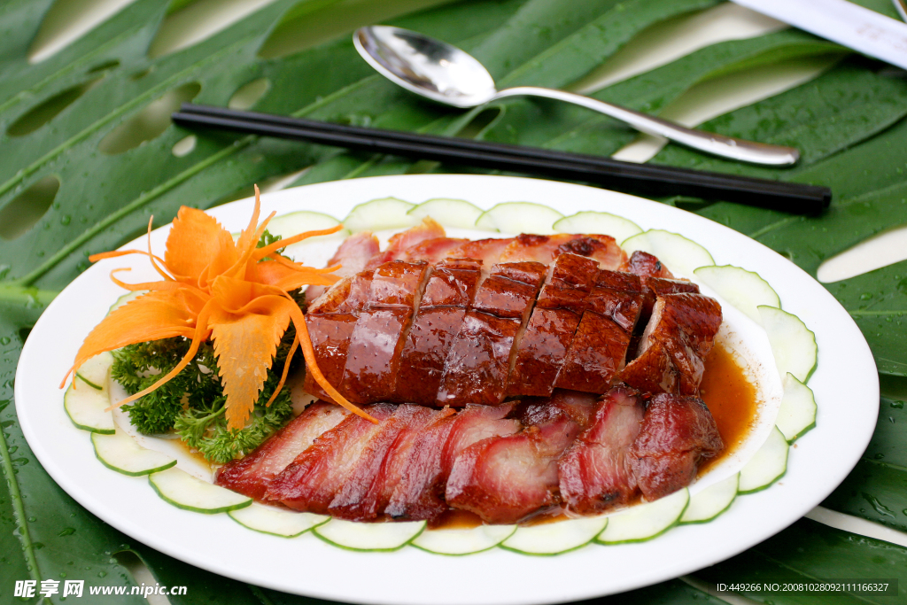 烧鹅腊肉美食