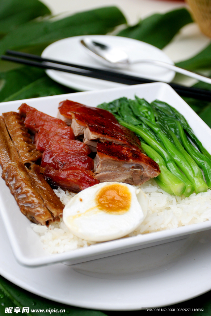 烧鹅腊肉饭