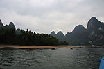 小河流水