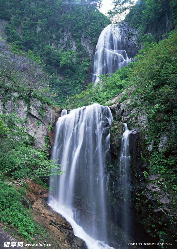 秀丽山水 瀑布美景 山涧溪流