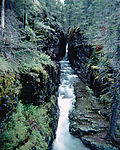 秀丽山水 瀑布美景 山涧溪流