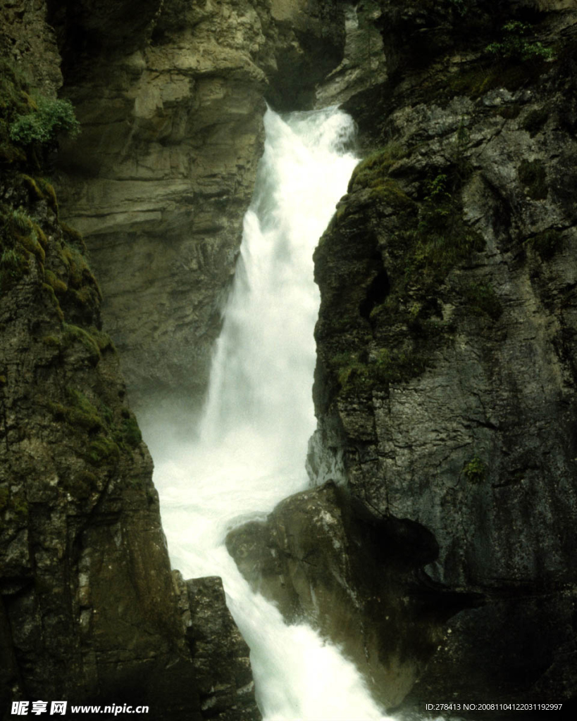 秀丽山水 瀑布美景 山涧溪流