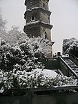 雪中宝塔