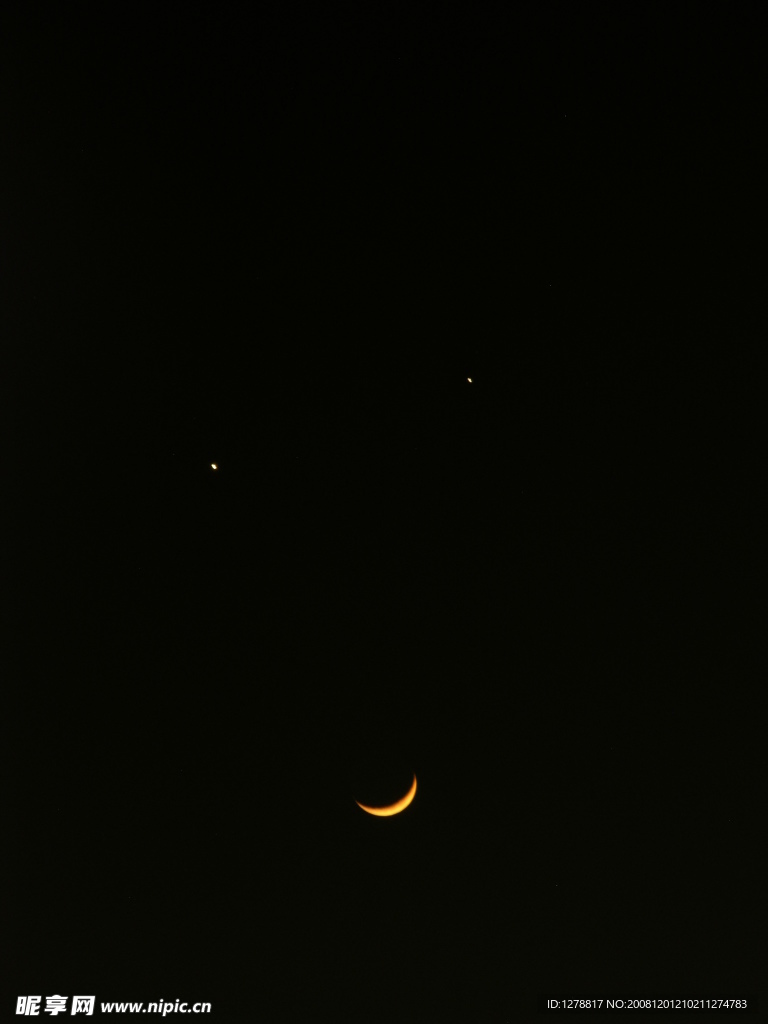 夜空中的笑脸