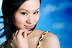 蓝天与美女