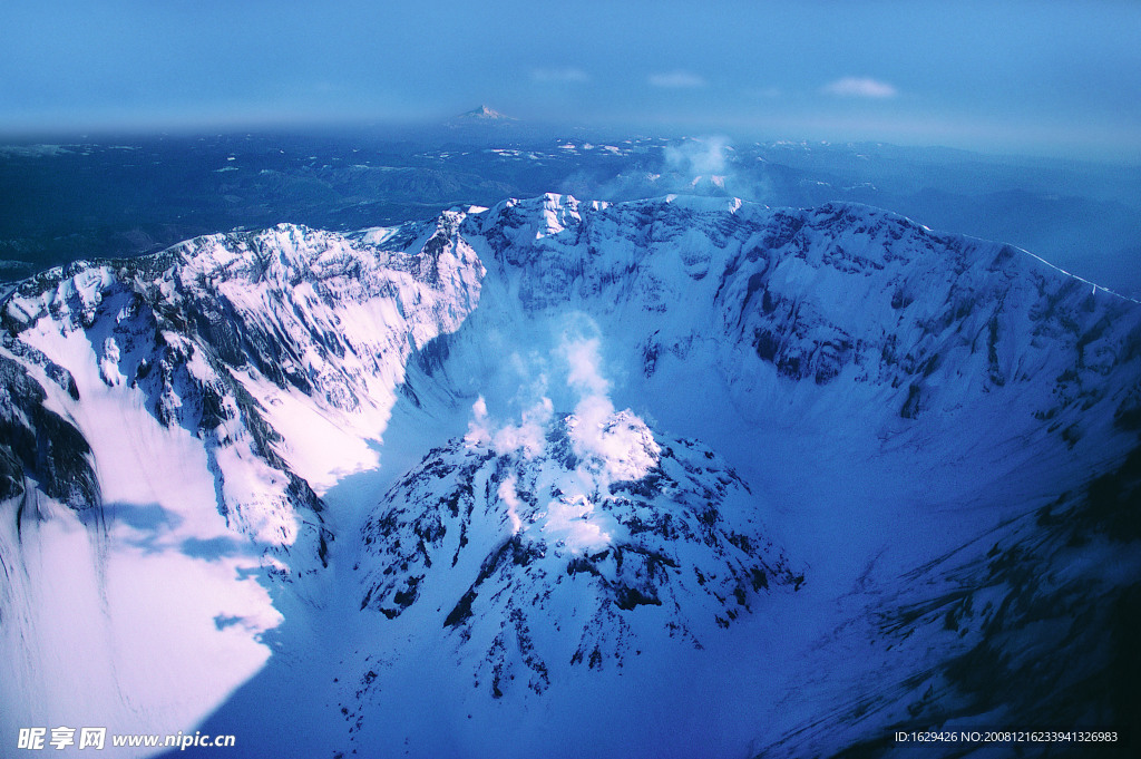 火山口