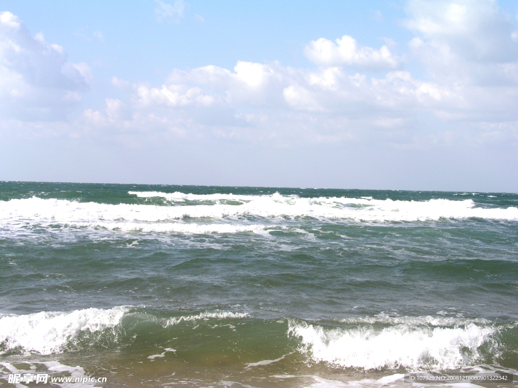 海潮起伏