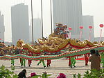 舞龙队