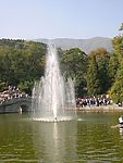 香山公园湖心喷泉