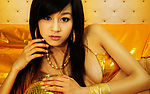 金色美女