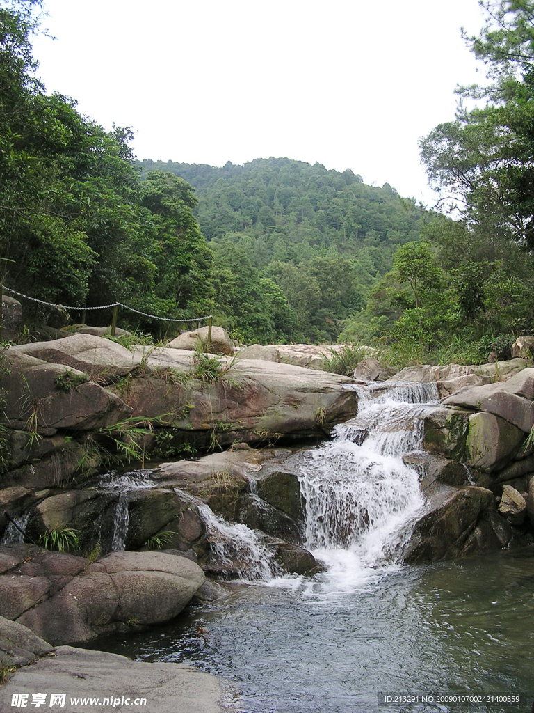 山水剪影