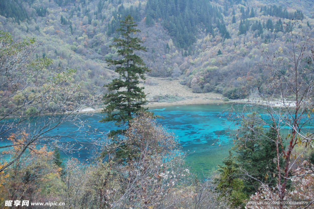 山水剪影