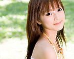 台湾网络人气美女果子MM露肩中袖T恤