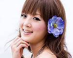 台湾网络人气美女果子MM戴花