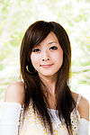 台湾网络人气美女果子MM性感黄裙子