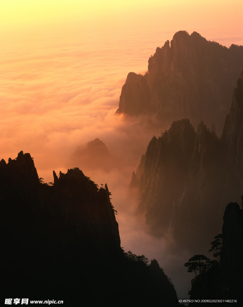山峰美景