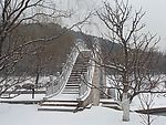 雪中拱桥
