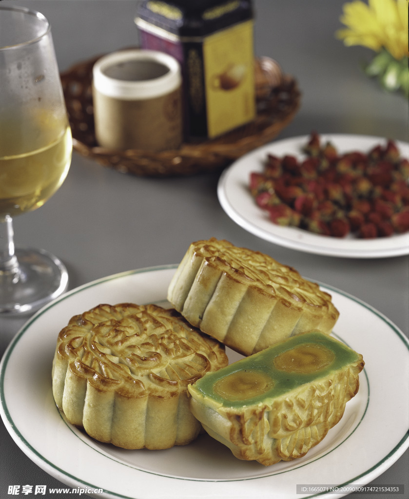 翡翠味月饼