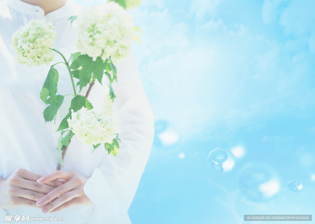 天空  美女 鲜花