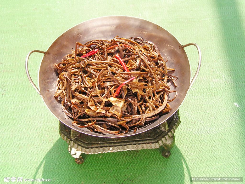 炸茶树菇怎么做_炸茶树菇的做法_豆果美食