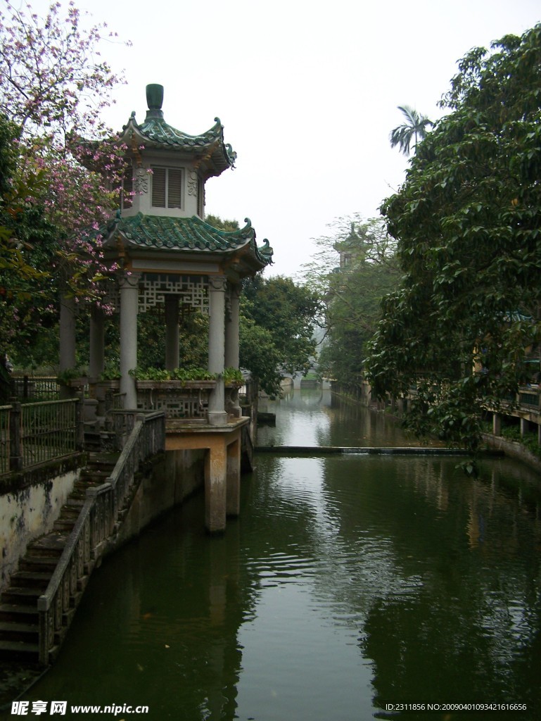 开平碉楼