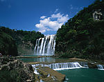 瀑布美景