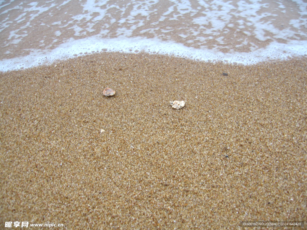 沙滩海浪