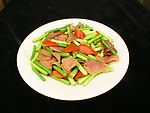 蒜苔炒肉