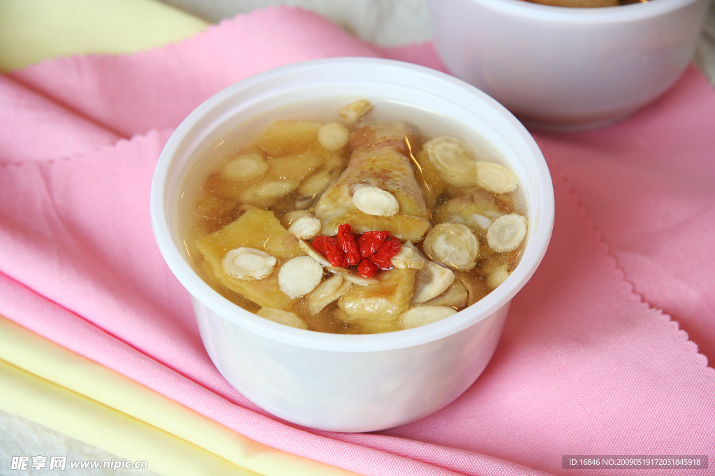 花旗参炖土鸡