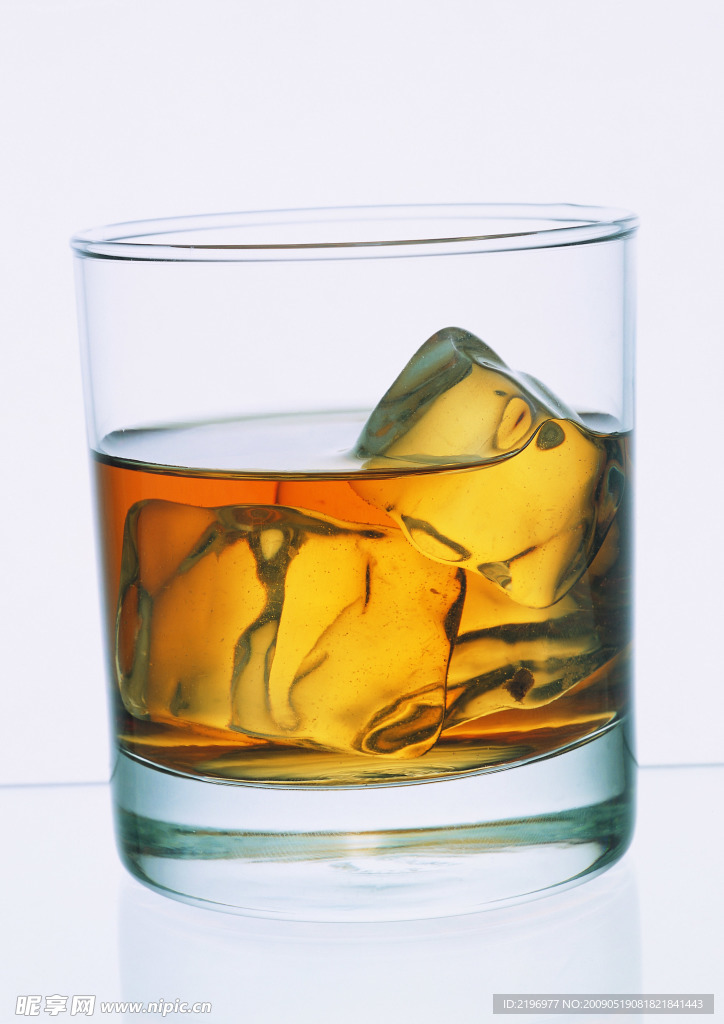 冰块 酒杯