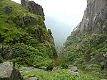石山