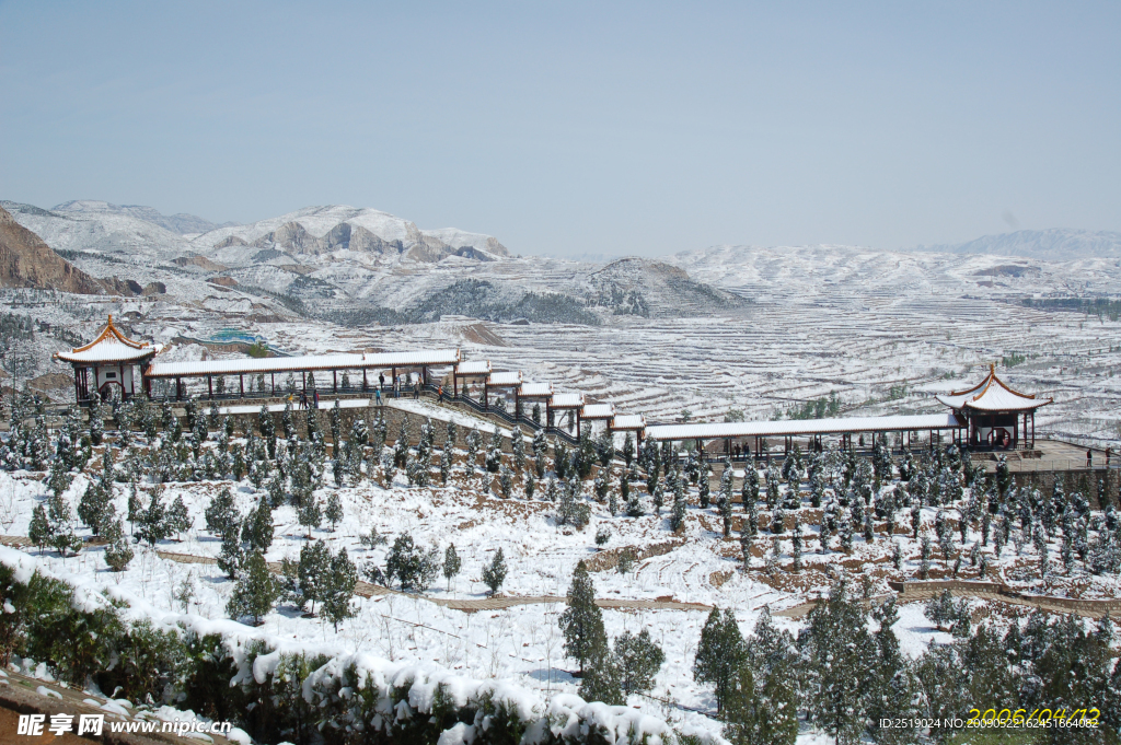 中北大学二龙山长廊雪景