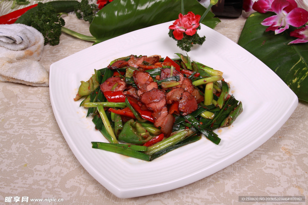 湖南烟肉爆大蒜