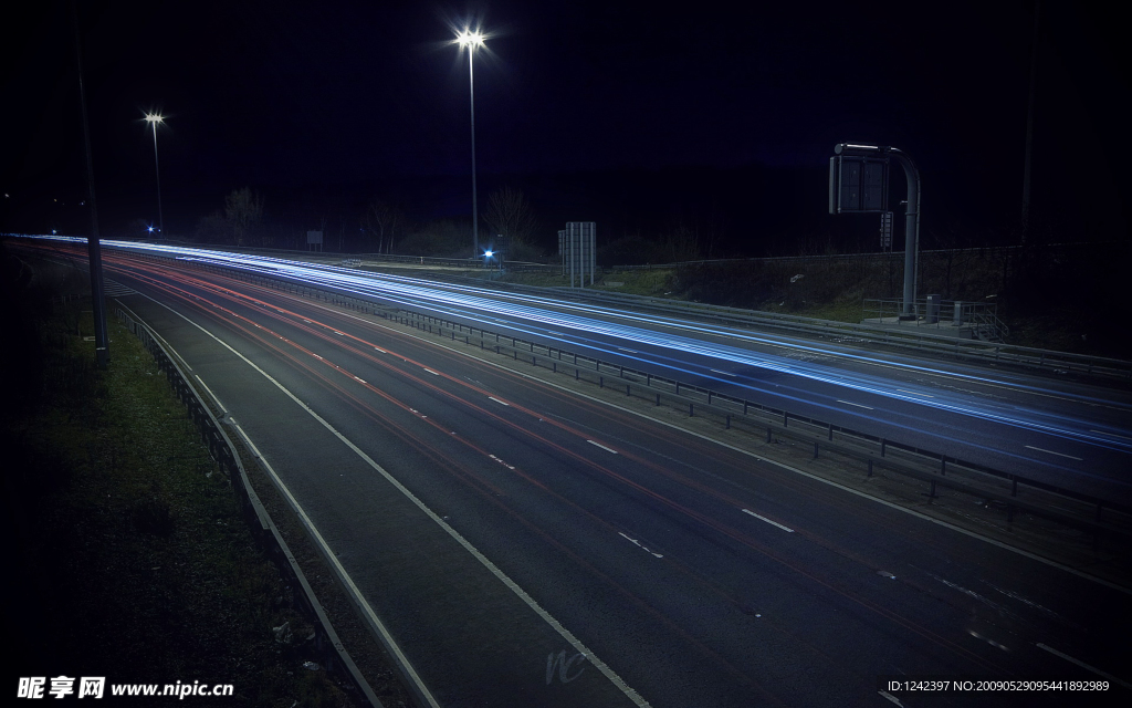公路夜景