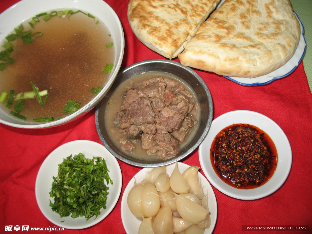 小碗肉