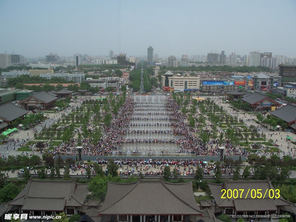 大雁塔广场前喷泉