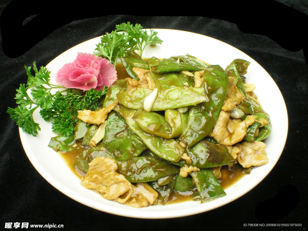 肉焖油豆角