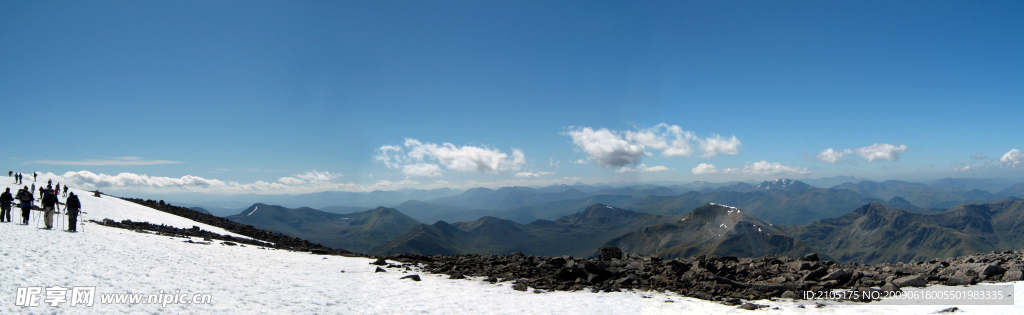 雪山 山顶 滑雪 俯视山景