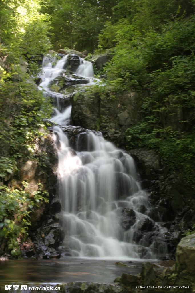 小溪风光