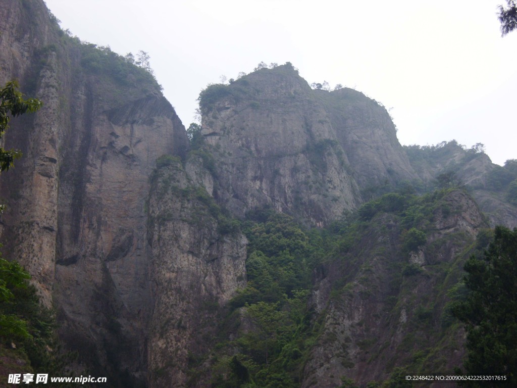 岩山