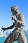 香港李小龙雕像1