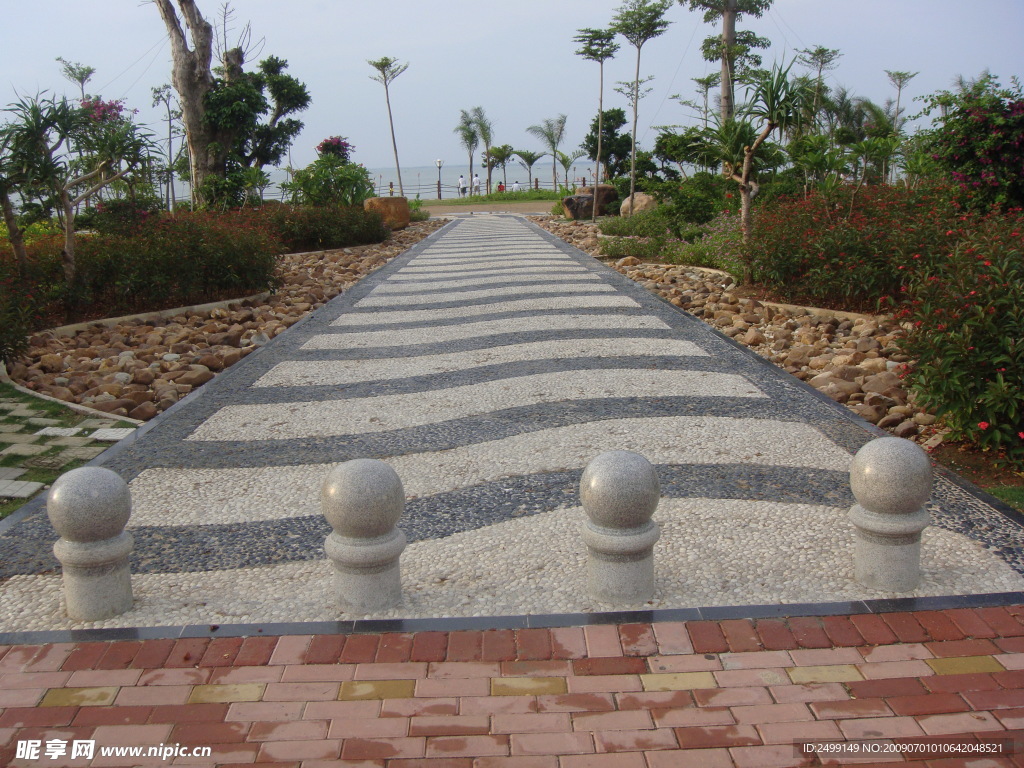 石子路