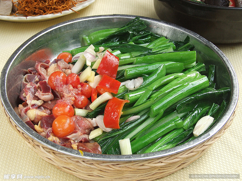 鸡杂菜心
