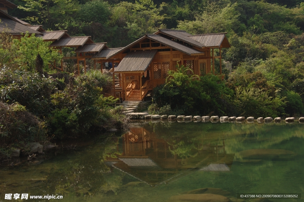 鄣山避暑山庄