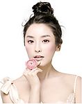 封面美女（抠出）