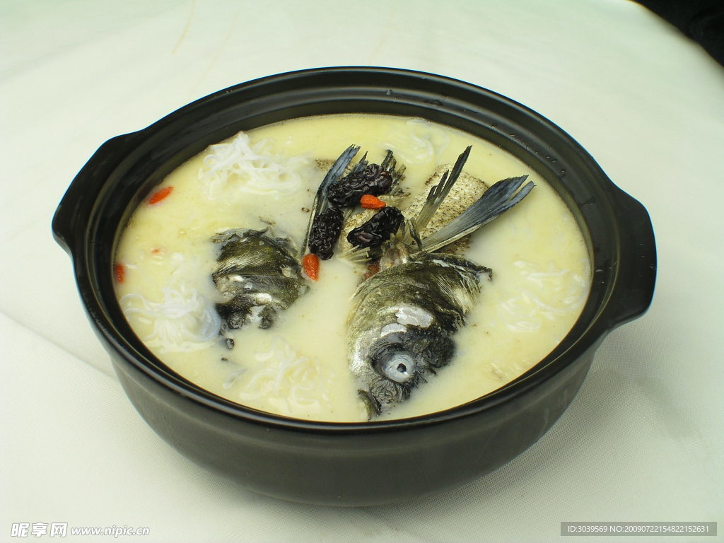 粉丝鲤鱼头